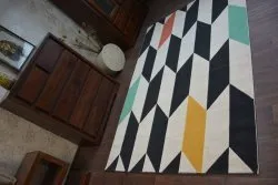 Stylowy dywan SCANDI 18239/063 w modnym wzorze rombów, idealny do każdego wnętrza