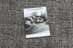 Elegancki dywan sizalowy w kolorze srebrnym i czarnym, doskonały do nowoczesnych wnętrz