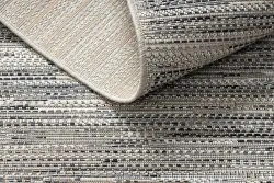 Dywan do salonu lub sypialni, elegancki beżowy kolor, naturalny materiał