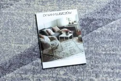 Beżowo-fioletowy dywan w wzór jodełki, idealny do nowoczesnych wnętrz
