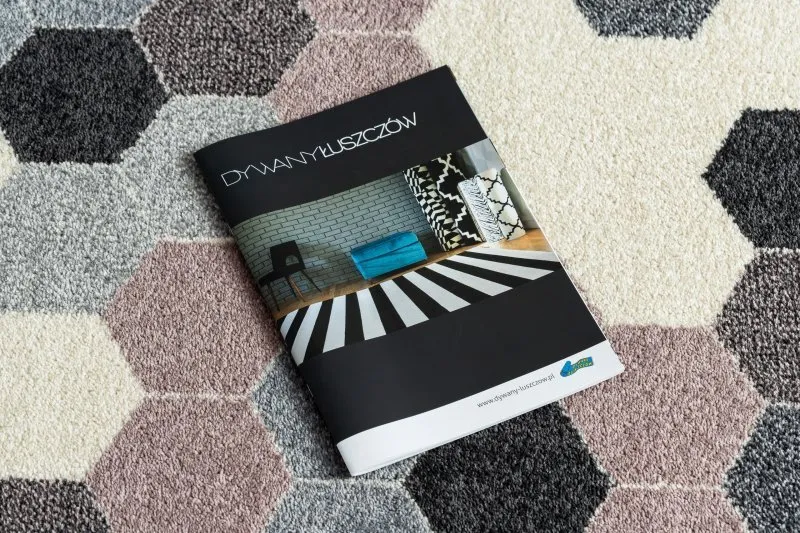 Stylowy dywan HEOS 78537, miękki w dotyku, sześciokątny wzór
