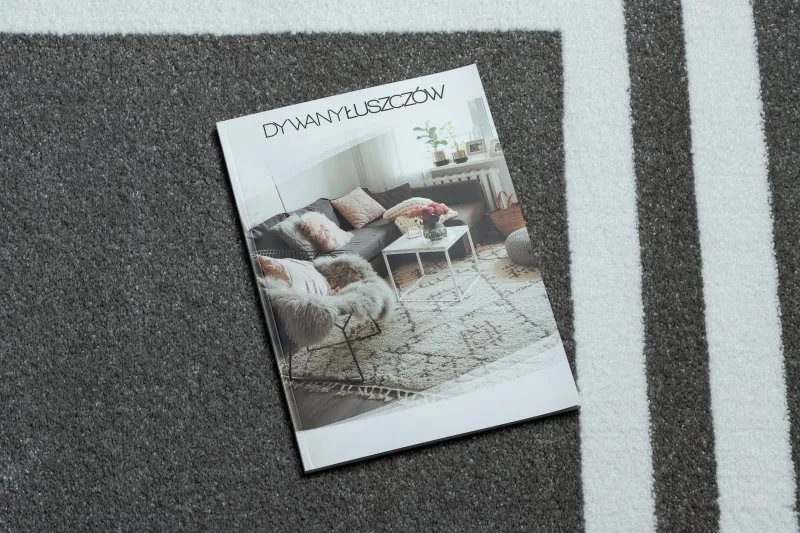 Stylowy dywan w odcieniach szarości, idealny do nowoczesnych wnętrz