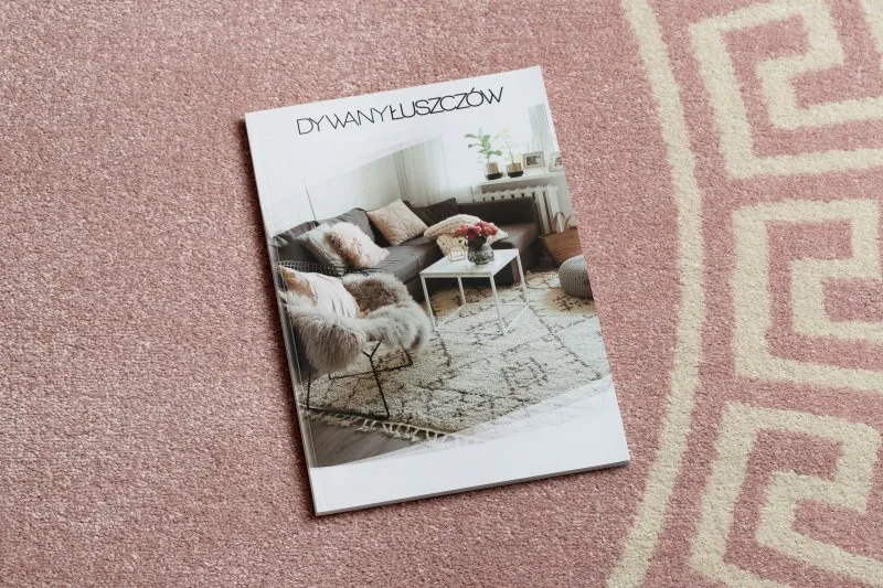 Różowy dywan okrągły HAMPTON Grecos, idealny do nowoczesnych wnętrz