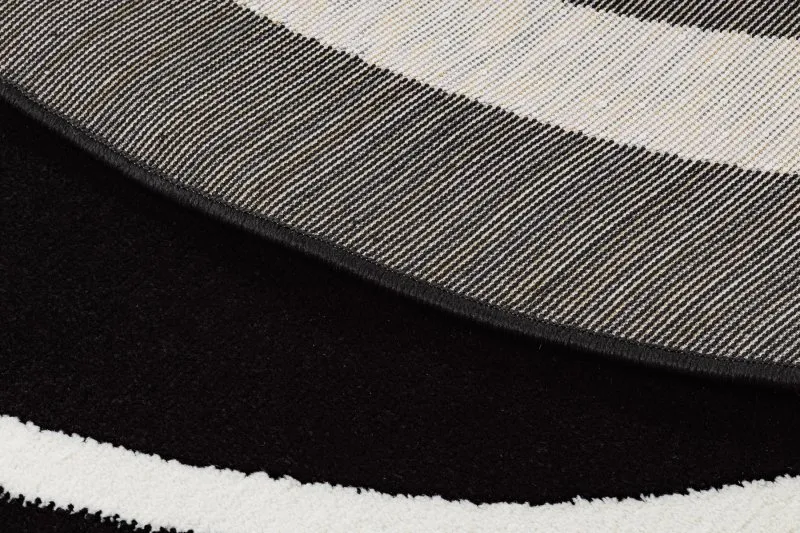 Nowoczesny dywan HAMPTON Border, czarna ramka, miękki i elegancki materiał