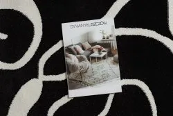 Okrągły dywan HAMPTON w różowe kwiaty, stylowy dodatek do wnętrz