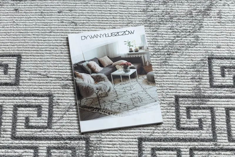 Stylowy dywan NOBLE w odcieniach kremu i szarości, idealny do nowoczesnych wnętrz