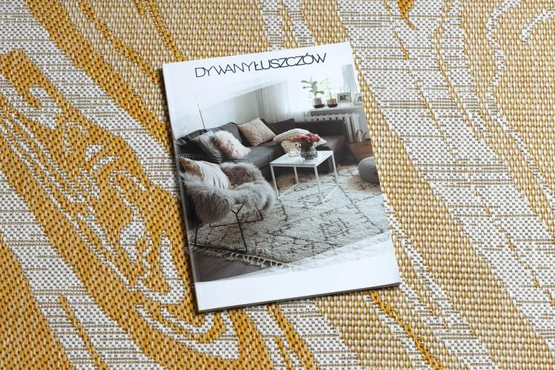 Stylowy dywan SION w odcieniach ecru, żółtym i beżowym, idealny do wnętrz