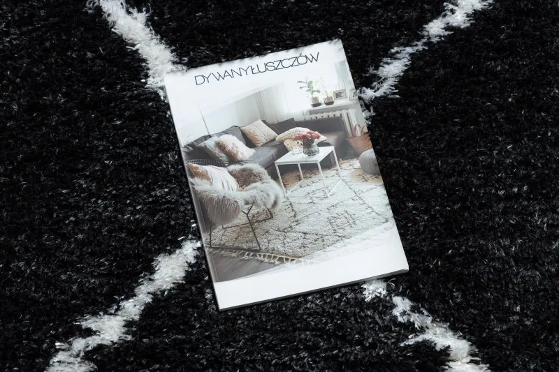 Stylowy dywan FLUFFY 2373 w antracytowo-białym kolorze, doskonały do nowoczesnych wnętrz