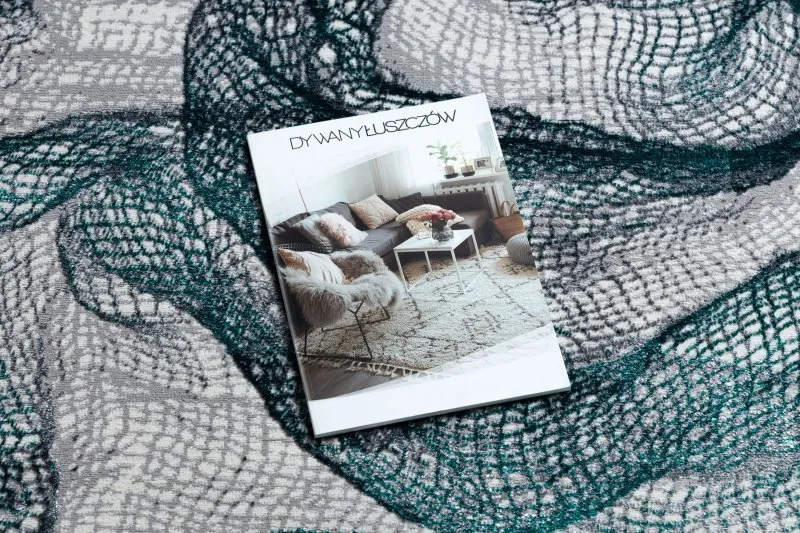 Stylowy dywan 621 w odcieniach szarości i zieleni, nowoczesny design