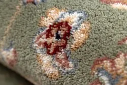 Elegancki dywan NAIN Ornament, idealny do aranżacji w ogrodzie lub pokoju dziecięcym