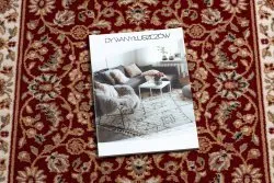 Bordowy dywan NAIN z ozdobną rozetą, idealny do stylowych wnętrz