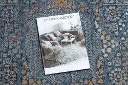 Stylowy dywan NAIN Ornament w granatowo-pomarańczowym kolorze