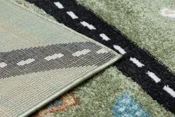 Dywan FUN Route, zielony kolor, przyjemny w dotyku materiał, dla dzieci