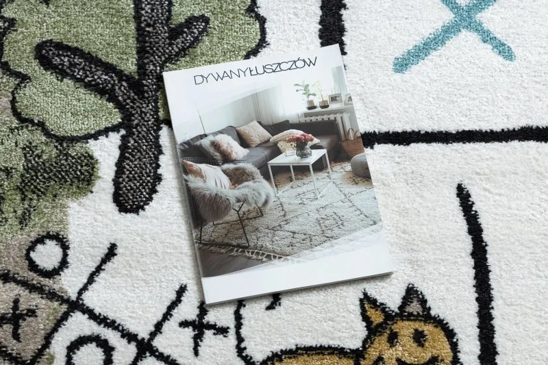 Zielony dywan FUN Hop, zwierzęta, idealny do pokoju dziecięcego