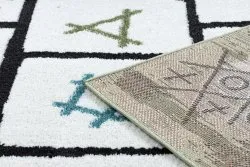 Dywan FUN Hop, przyjemna struktura, kolorowy motyw zwierząt