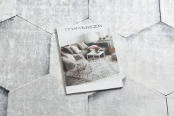 Szary dywan ANDRE 1180 w stylu heksagonalnym, idealny do nowoczesnych wnętrz