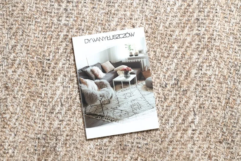 Beżowy dywan w chevron, idealny do prania, stylowy dodatek do wnętrz