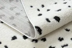 Stylowy dywan idealny do sypialni lub pokoju dziecięcego, nowoczesny design