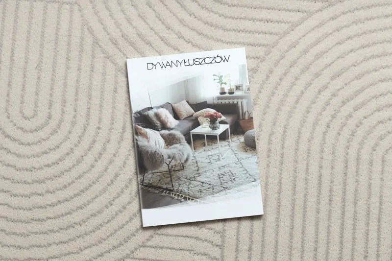 Beżowo-czarny dywan ANGEL 7901, styl geometryczny, idealny do nowoczesnych wnętrz
