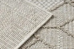 Pętelkowy dywan w odcieniach beżu, nowoczesny styl BOHO, miękka struktura