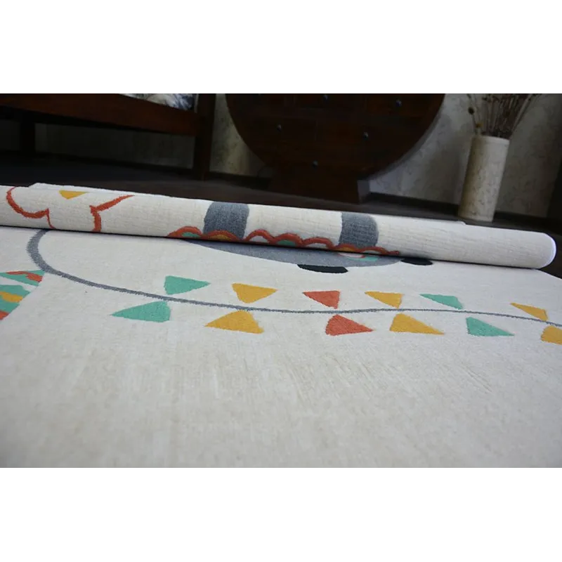 Nowoczesny dywan w pastelowych odcieniach, idealny do salonu lub sypialni