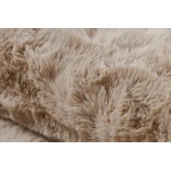 Dywan shaggy idealny do sypialni lub pokoju dziecięcego