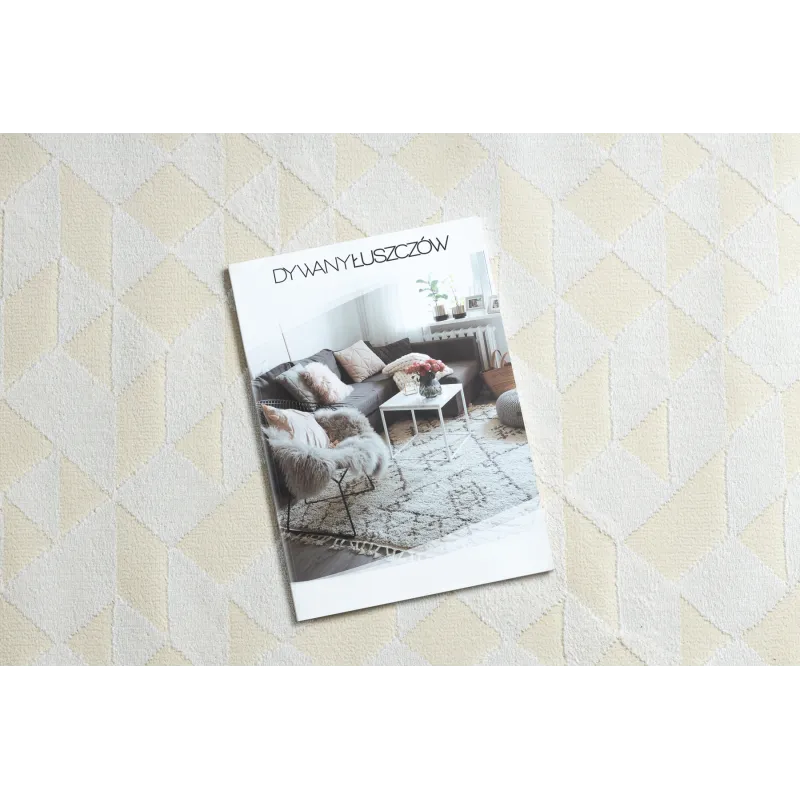 Strukturalny dywan PEARL 51321A w kremowej tonacji, elegancki