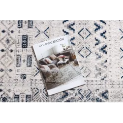 Dywan z nowoczesnym wzorem, miękka tekstura, klasyczny dywan Boho
