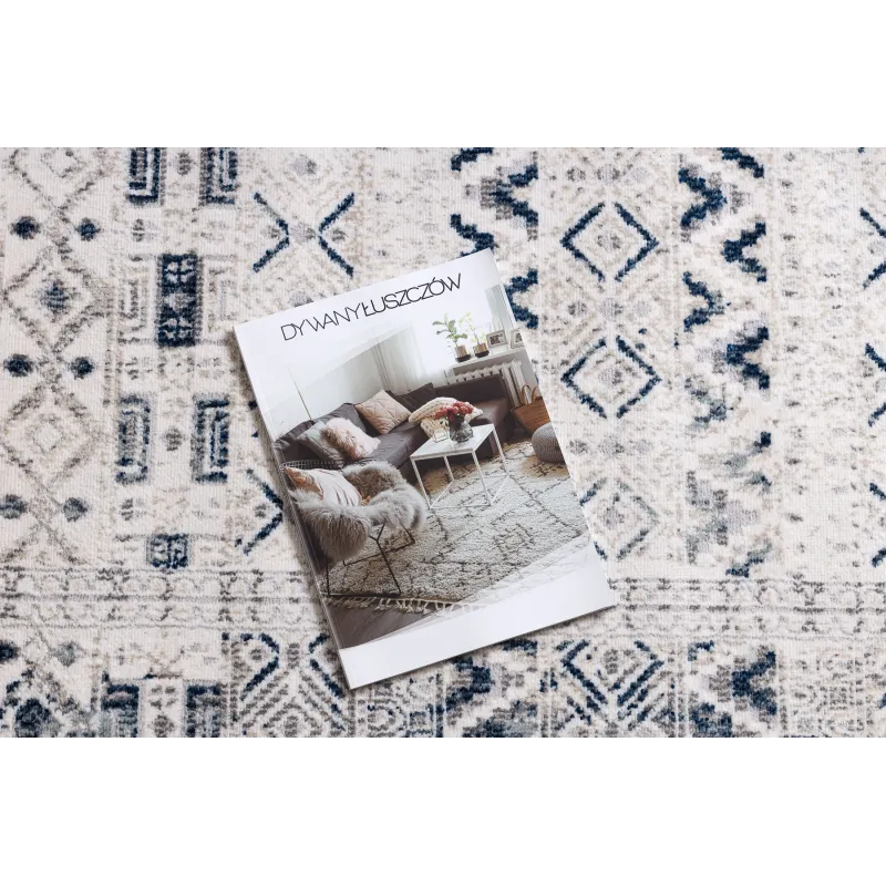 Dywan z nowoczesnym wzorem, miękka tekstura, klasyczny dywan Boho