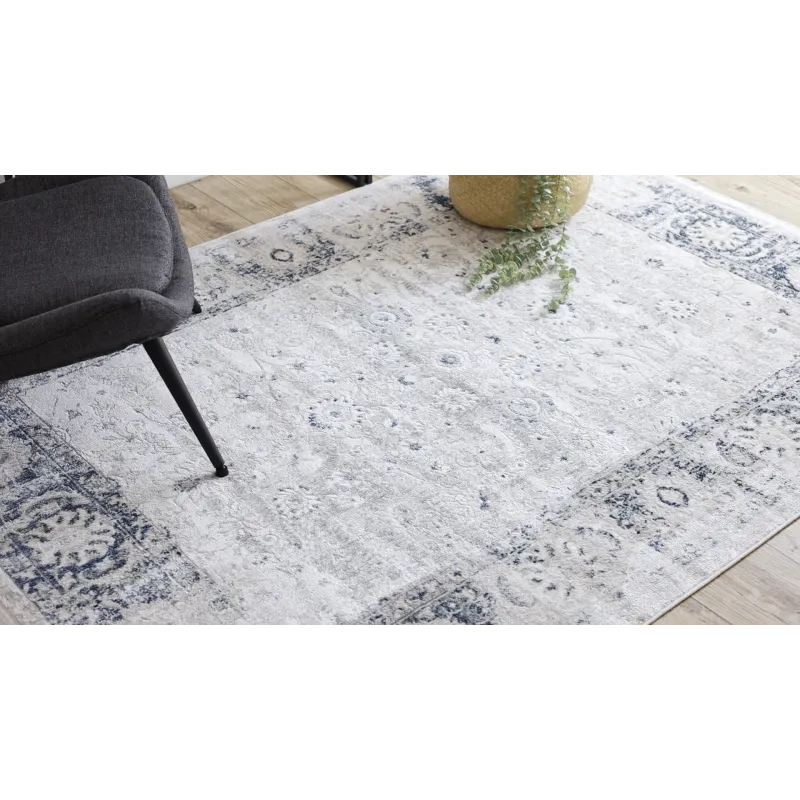 Stylowy dywan DISTIN 0843A w odcieniach granatu i niebieskiego, nowoczesny design