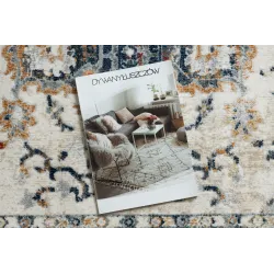 Dywan DISTIN 0834A z nowoczesnym ornamentem, idealny do salonu