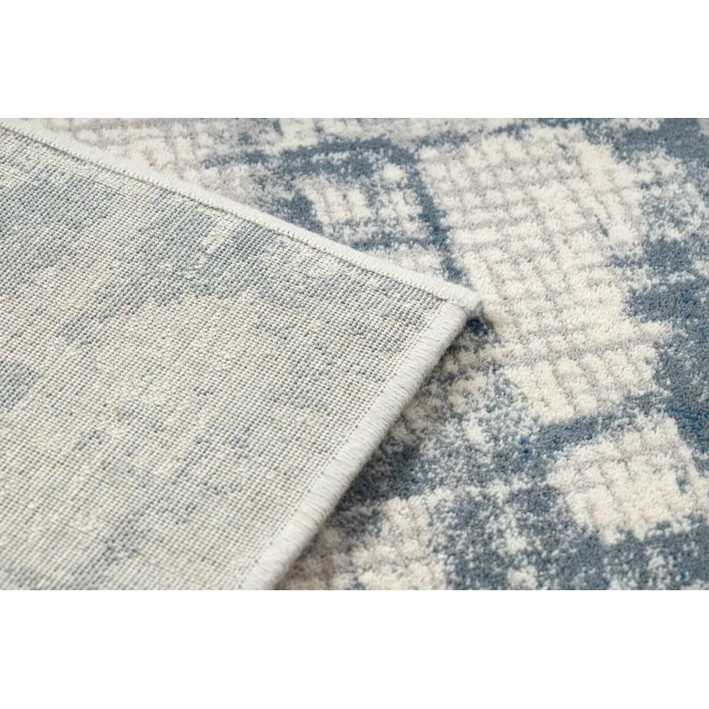 Miękki dywan wełniany o vintage stylu, doskonały do sypialni