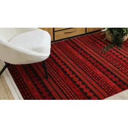 Stylowy dywan w kolorze bordowym, idealny do salonu