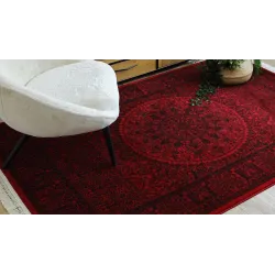 Dywan w kolorze bordo i czarnym, orientalny wzór, klasyczny dywan