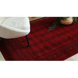 Orientalny dywan w kolorze czarnym i bordowym, elegancki styl
