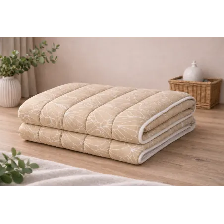 Beżowa kołdra całoroczna z mikrowłókna 140x200 cm, elegancka i komfortowa