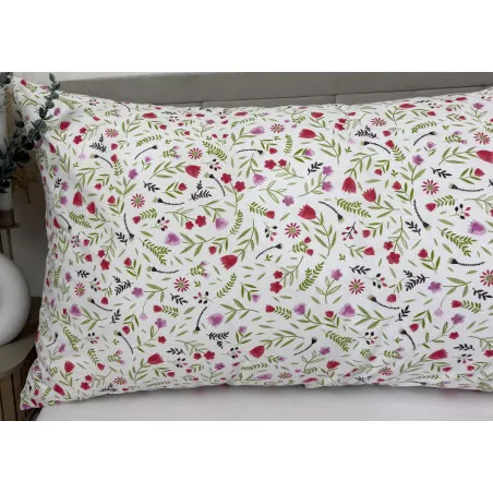 Poszewka bawełniana Fioletowe kwiatuszki 50x150 cm, idealna do sypialni