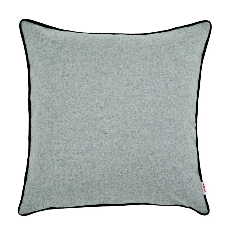 Poduszka ozdobna we wzory na sofę i do dziecka – 45×45